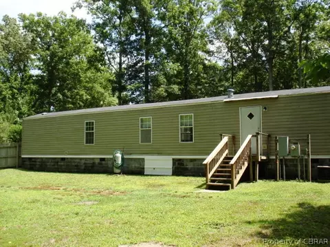 7949 Mountain Laurel Trl, Gloucester, VA 23061 photo 14