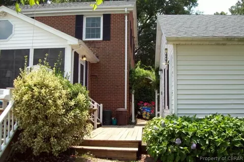 7905 Berkeley Dr, Gloucester Point, VA 23062 photo 40