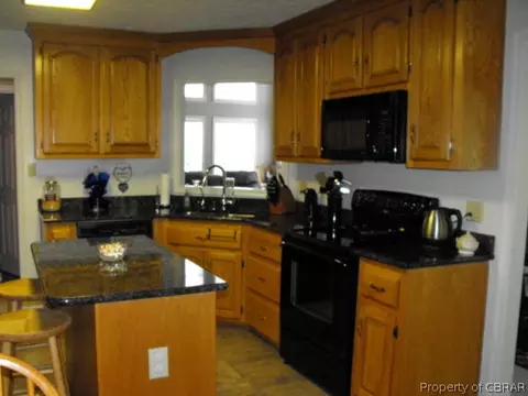 7198 Clements Ave, Gloucester, VA 23061 photo 3