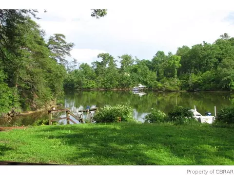 156 Forest Ln, Lancaster, VA 22503 photo 3