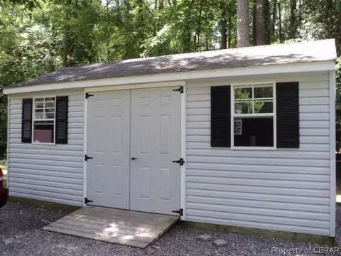 8139 Manor Dr, Gloucester, VA 23061 photo 15