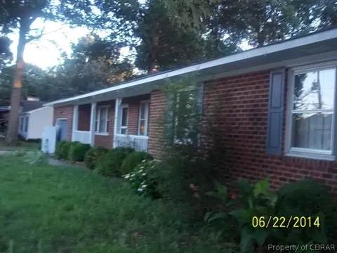 1616 Pine Tree Dr, Gloucester Point, VA 23062 photo 5