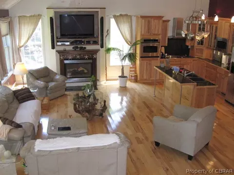 7251 Clements Ave, Gloucester, VA 23061 photo 2