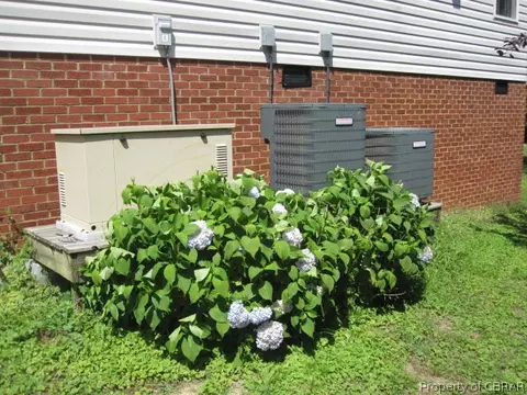7251 Clements Ave, Gloucester, VA 23061 photo 25