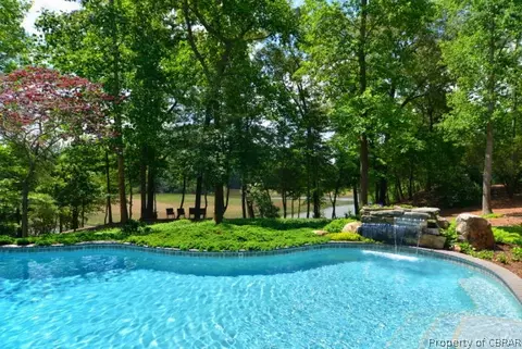 7029 Sassafras Landing Rd, Gloucester, VA 23061 photo 2