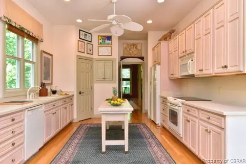 7029 Sassafras Landing Rd, Gloucester, VA 23061 photo 7