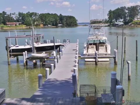 494 Hideaway Point Rd, Topping, VA 23169 photo 3