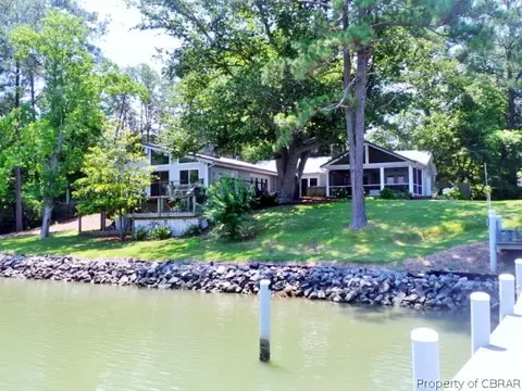 494 Hideaway Point Rd, Topping, VA 23169 photo 1