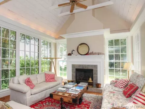 8708 Toddsbury Ln, Gloucester, VA 23061 photo 10