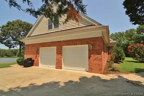 620 Holly Haven Rd, Weems, VA 22576 photo 2