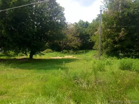 704 Courthouse Dr, Saluda, VA 23149 photo 1