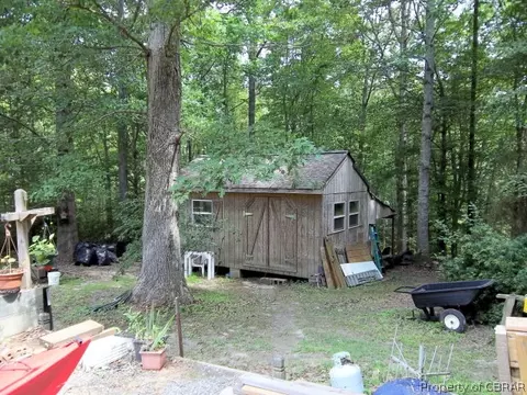3668 Sycamore Ln, Gloucester, VA 23061 photo 6