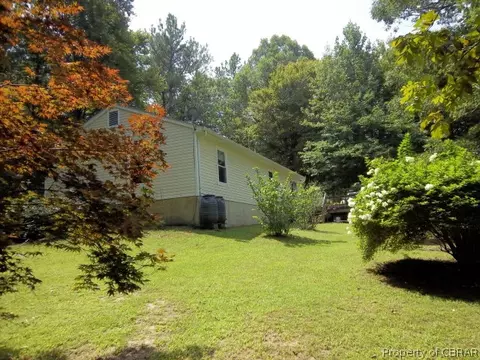 3668 Sycamore Ln, Gloucester, VA 23061 photo 4