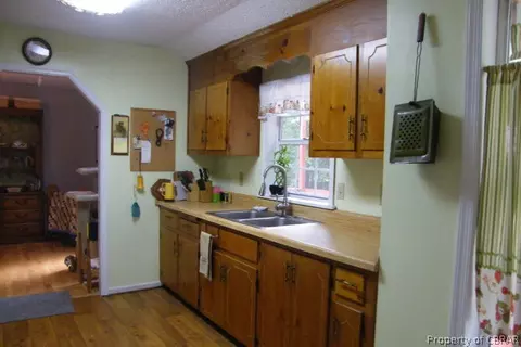 3415 Cappahosic Rd, Gloucester, VA 23061 photo 8