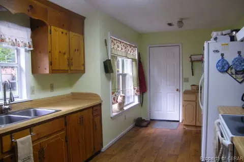 3415 Cappahosic Rd, Gloucester, VA 23061 photo 9