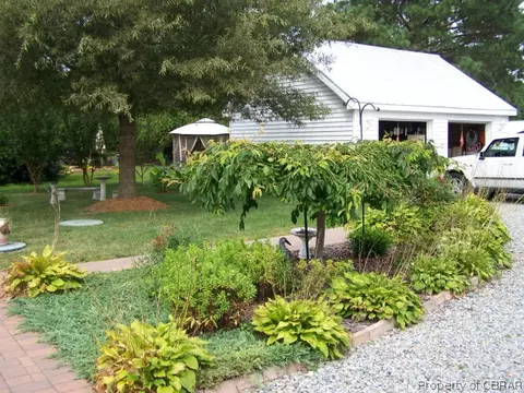3787 Weems Rd, Weems, VA 22576 photo 10