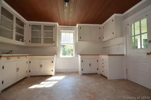 6590 Jarvis Rd, Gloucester, VA 23061 photo 8