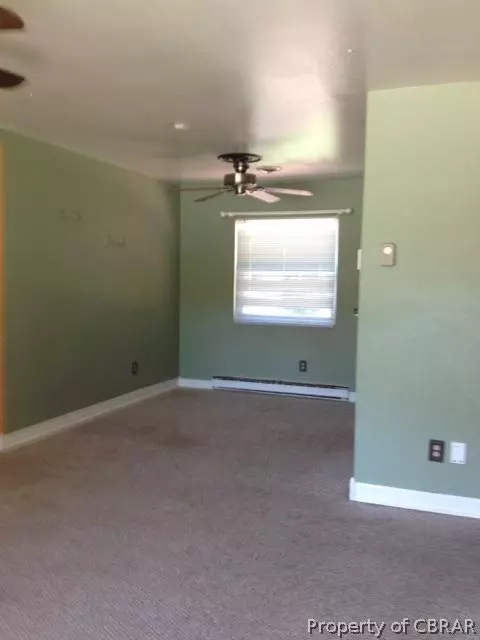 703 Athens Ave, Hampton, VA 23669 photo 2