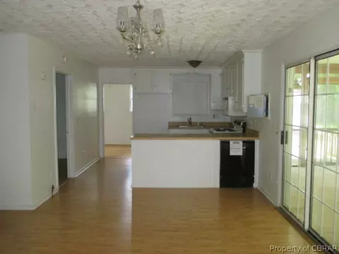 8205 Highview Dr, Gloucester, VA 23061 photo 3