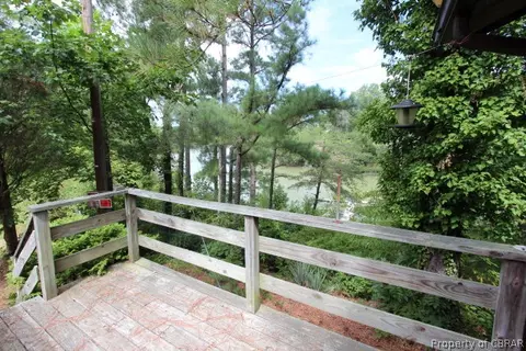 452 Hideaway Point Rd, Topping, VA 23169 photo 11