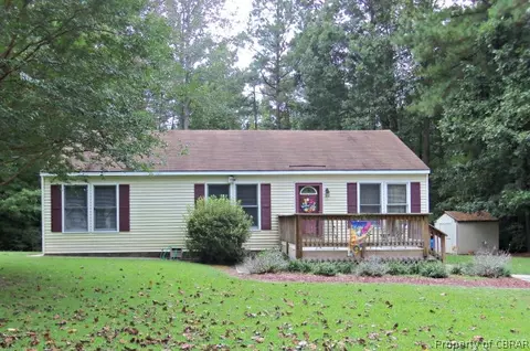 3834 Stream Dr, Gloucester, VA 23061 photo 1