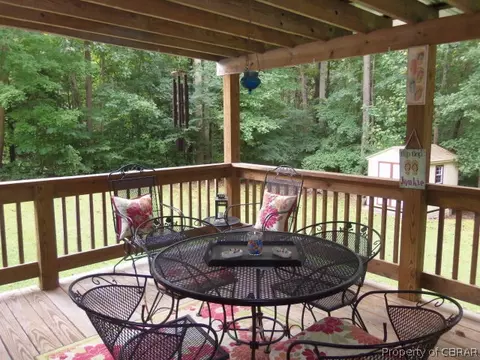3834 Stream Dr, Gloucester, VA 23061 photo 3