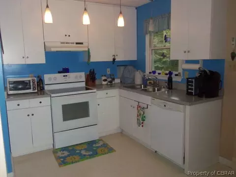 3834 Stream Dr, Gloucester, VA 23061 photo 6