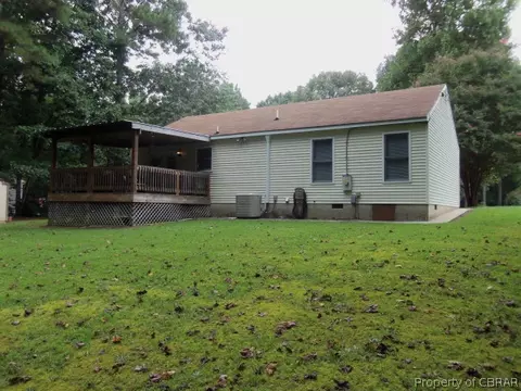 3834 Stream Dr, Gloucester, VA 23061 photo 2