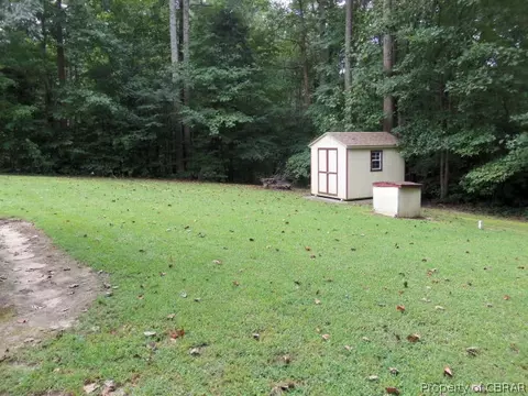 3834 Stream Dr, Gloucester, VA 23061 photo 11
