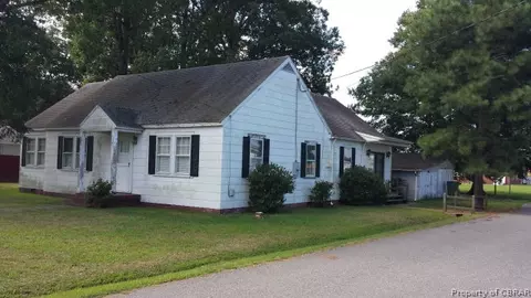 2129 Lee St, West Point, VA 23181 photo 2