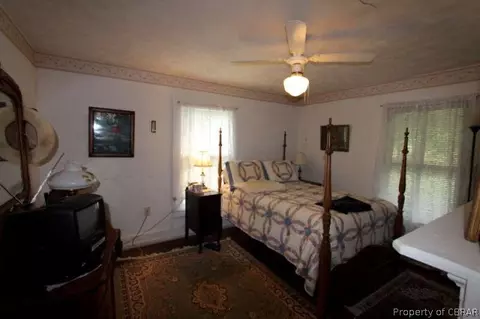 7550 Willis Rd, Gloucester, VA 23061 photo 8