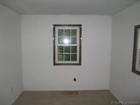 4875 Fletcher Rd, Gloucester, VA 23061 photo 4