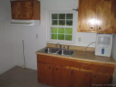 4875 Fletcher Rd, Gloucester, VA 23061 photo 6
