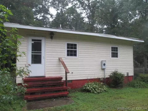 4875 Fletcher Rd, Gloucester, VA 23061 photo 2