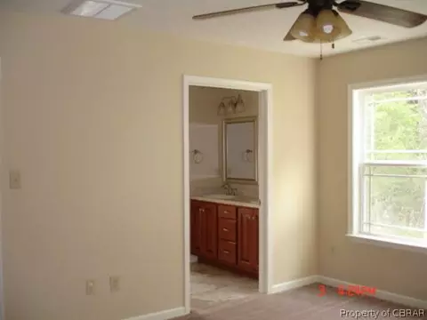 7236 Jeffrey Dr, Gloucester, VA 23061 photo 8