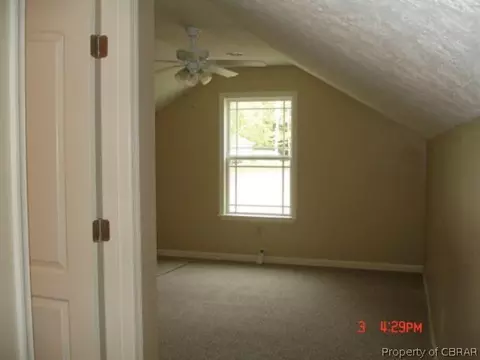 7236 Jeffrey Dr, Gloucester, VA 23061 photo 9