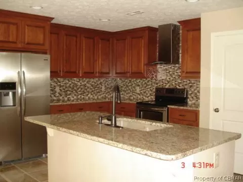 7236 Jeffrey Dr, Gloucester, VA 23061 photo 4