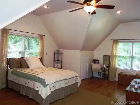5342 Merganser Cir, Gloucester, VA 23061 photo 2