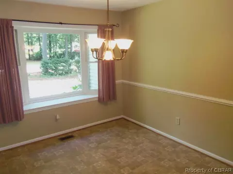 5342 Merganser Cir, Gloucester, VA 23061 photo 8