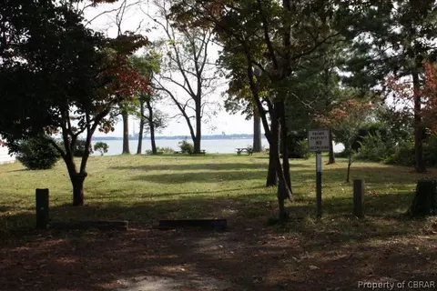 1484 Laurens Rd, Gloucester Point, VA 23062 photo 32