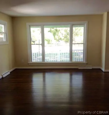 1484 Laurens Rd, Gloucester Point, VA 23062 photo 5