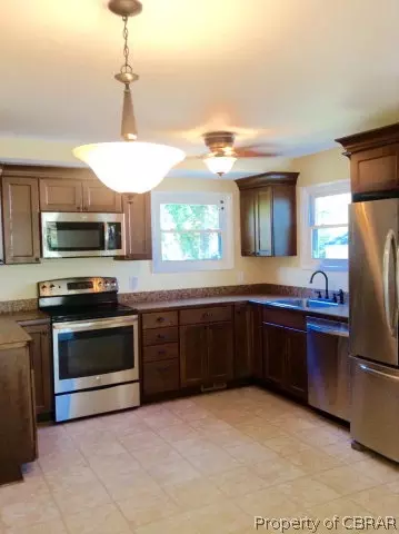 1484 Laurens Rd, Gloucester Point, VA 23062 photo 7