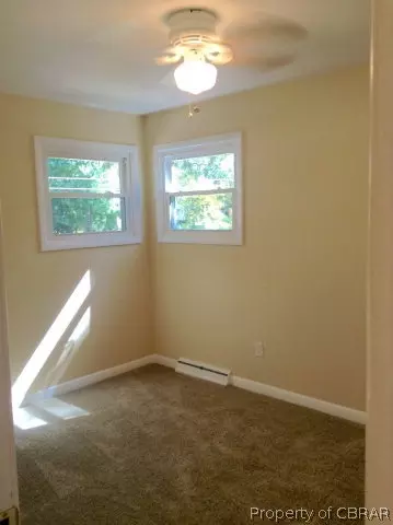 1484 Laurens Rd, Gloucester Point, VA 23062 photo 16