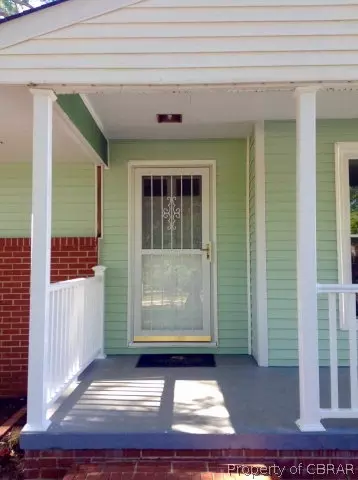 1484 Laurens Rd, Gloucester Point, VA 23062 photo 3