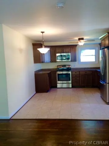 1484 Laurens Rd, Gloucester Point, VA 23062 photo 9