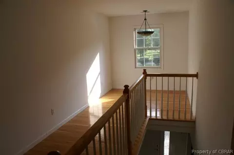 9322 Sheldon Ln, Gloucester, VA 23061 photo 7