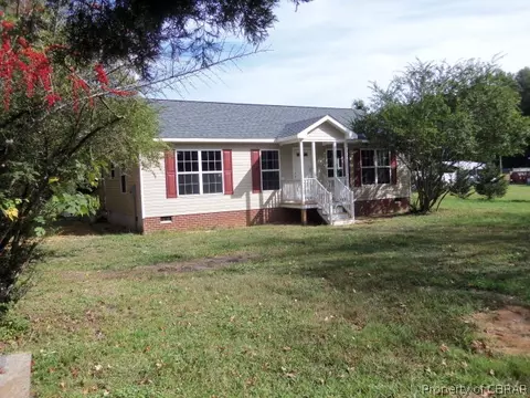 7733 Paynes Landing Rd, Gloucester, VA 23061 photo 1