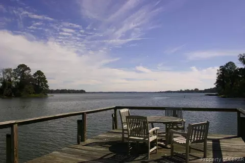 8667 Dundee Ln, Gloucester, VA 23061 photo 28