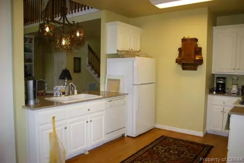 8667 Dundee Ln, Gloucester, VA 23061 photo 11