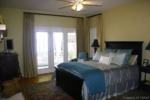 8667 Dundee Ln, Gloucester, VA 23061 photo 18